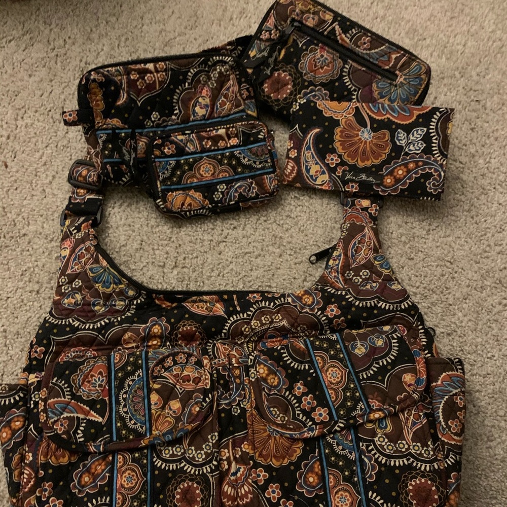 Vera Bradley On The Go Crossbody!!